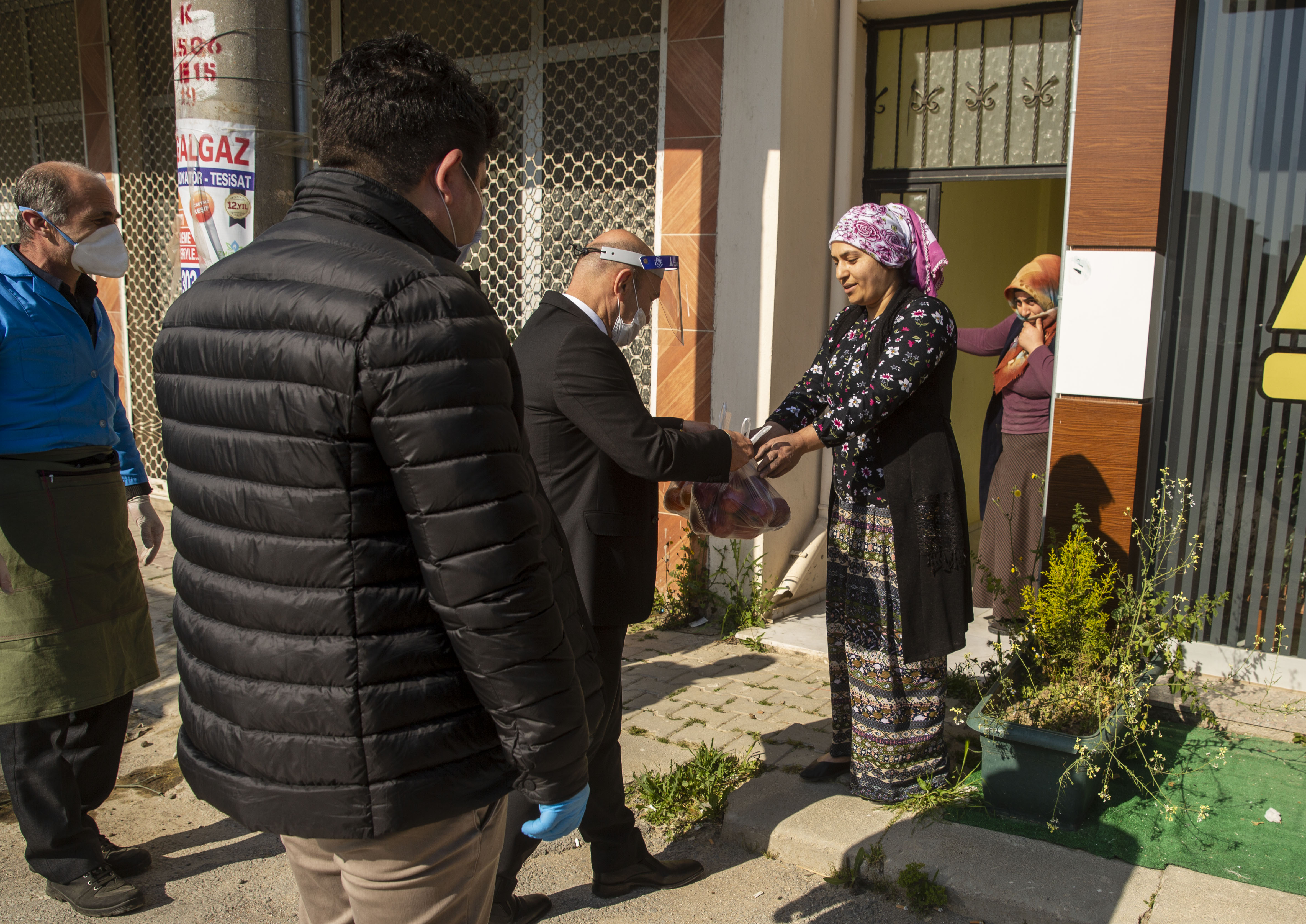 İzmir’de ‘Seyyar Pazar’ dönemi başladı