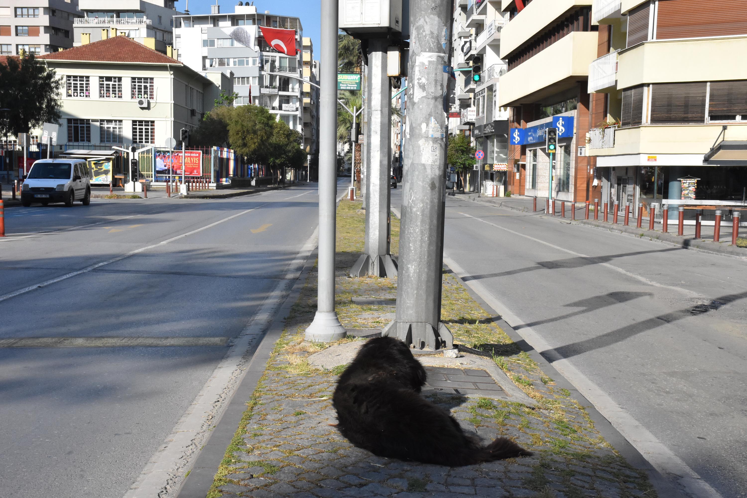 İzmir'de sessiz 1 Mayıs