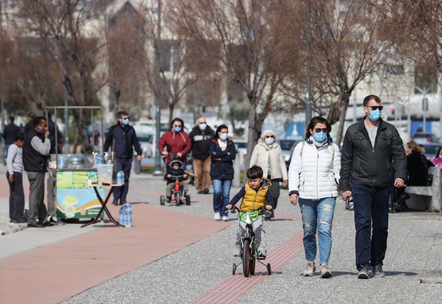 İzmir'de kısıtlamanın kalktığı ilk cumartesi