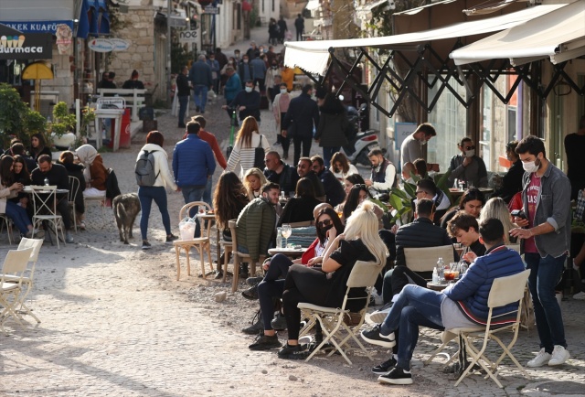 İzmir'de kısıtlamanın kalktığı ilk cumartesi