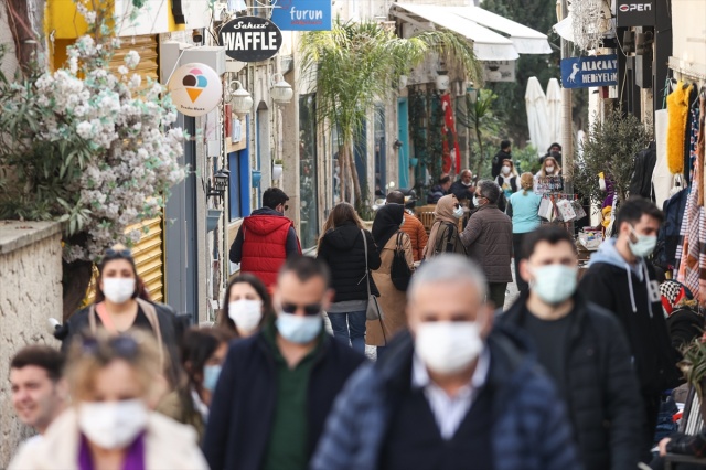 İzmir'de kısıtlamanın kalktığı ilk cumartesi