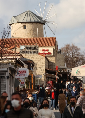 İzmir'de kısıtlamanın kalktığı ilk cumartesi