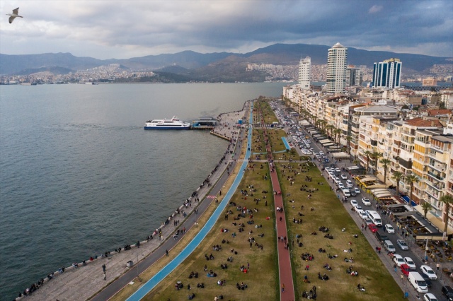 İzmir'de kısıtlamanın kalktığı ilk cumartesi