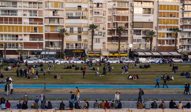 İzmir'de kısıtlamanın kalktığı ilk cumartesi