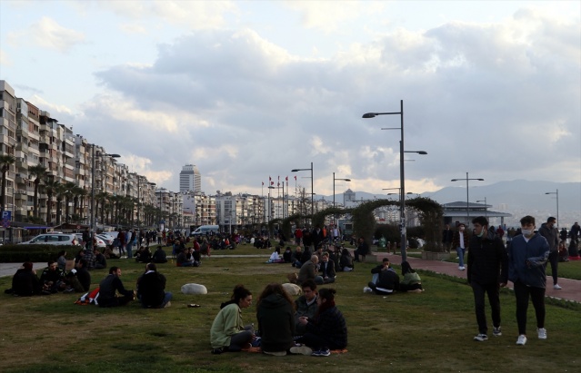 İzmir'de kısıtlamanın kalktığı ilk cumartesi