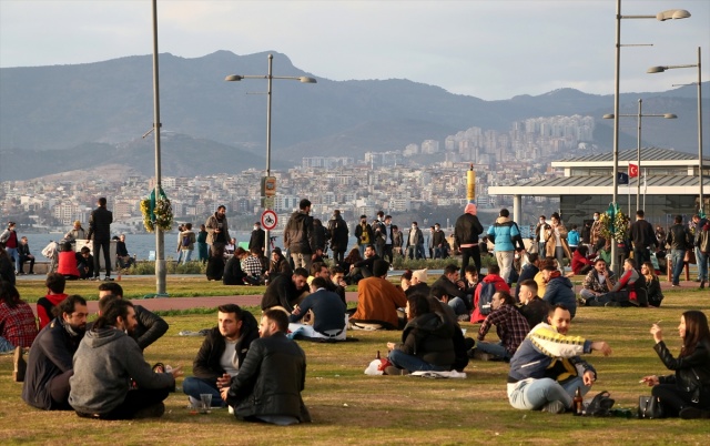 İzmir'de kısıtlamanın kalktığı ilk cumartesi