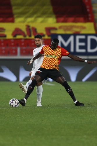 Göztepe-Erzurumspor maçından kareler