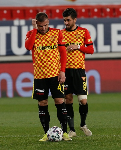 Göztepe-Erzurumspor maçından kareler