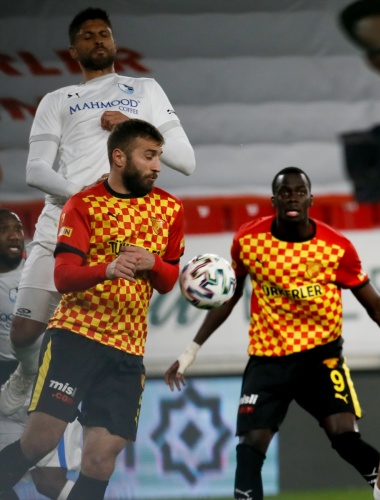 Göztepe-Erzurumspor maçından kareler