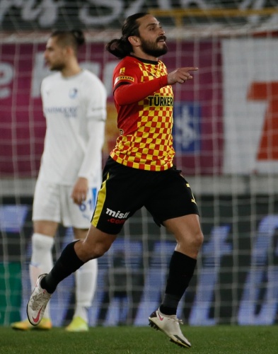 Göztepe-Erzurumspor maçından kareler