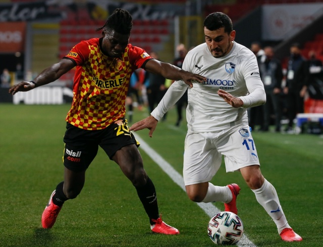 Göztepe-Erzurumspor maçından kareler