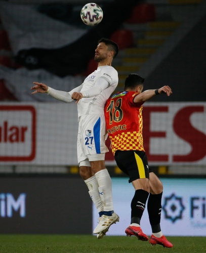 Göztepe-Erzurumspor maçından kareler