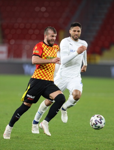 Göztepe-Erzurumspor maçından kareler