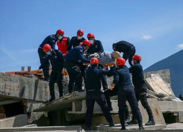 Cezaevi personelinden oluşan 