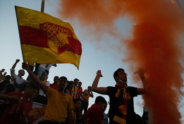 Göztepe'nin 96. kuruluş yıl dönümü coşkuyla kutlandı