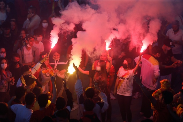 Göztepe'nin 96. kuruluş yıl dönümü coşkuyla kutlandı