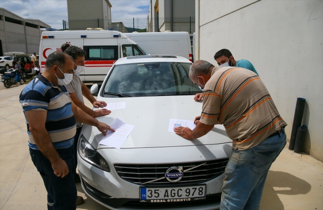 İzmir'de organize sanayi bölgesinde çalışanlara Kovid-19 aşısı yapıldı