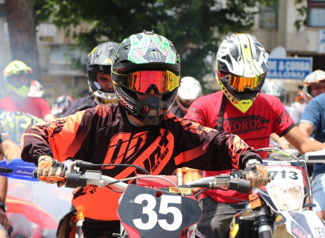 Türkiye Süper Enduro Şampiyonası'nın ikinci ayağı İzmir'de başladı