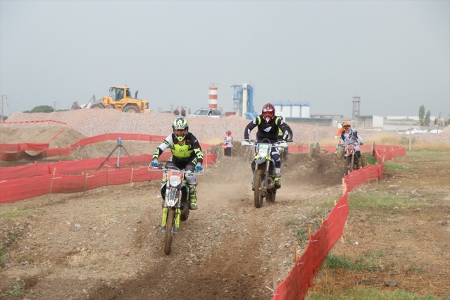 Türkiye Süper Enduro Şampiyonası'nın ikinci ayağı İzmir'de başladı