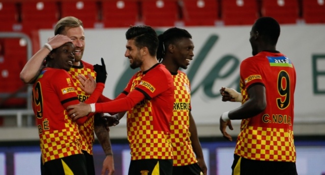 Göztepe-Erzurumspor maçından kareler