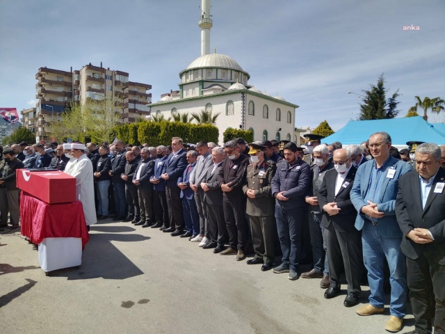 İzmir şehidini gözyaşlarıyla uğurladı