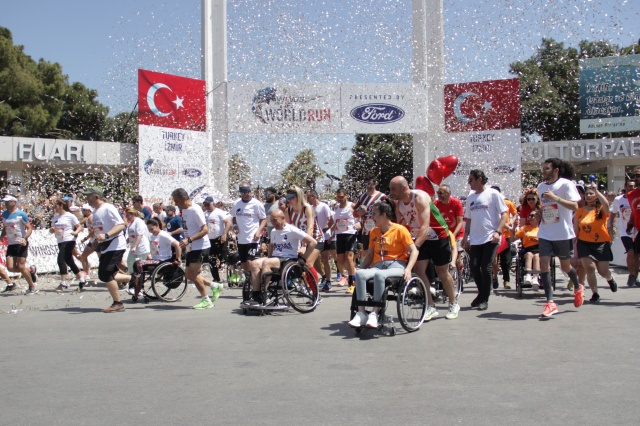 İzmir koşamayanlar için koştu