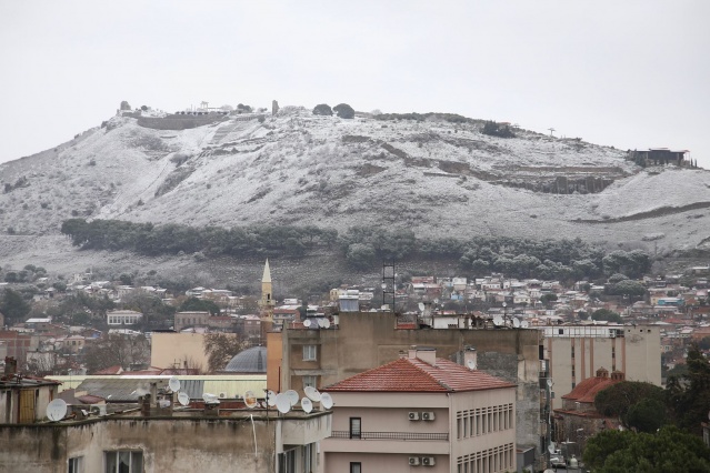 İzmir'den kar manzaraları