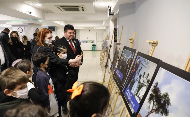 İzmir’de Ata’ya saygı için hayat durdu