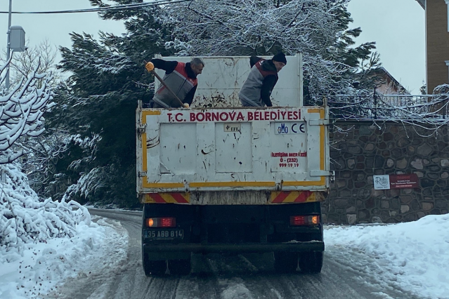 Bornova'da kar alarmı