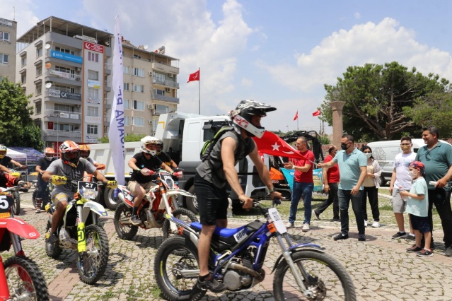 Türkiye Süper Enduro Şampiyonası'nın ikinci ayağı İzmir'de başladı