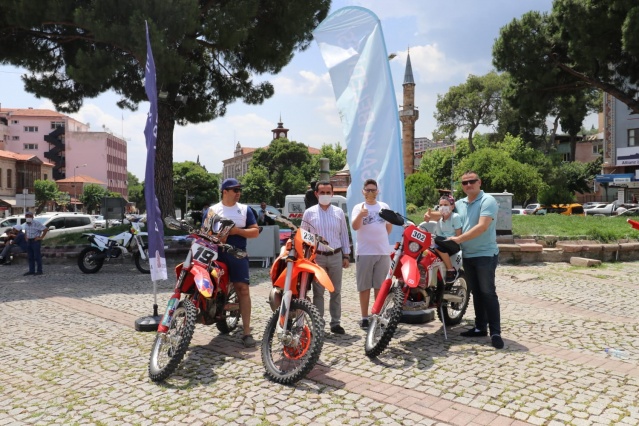 Türkiye Süper Enduro Şampiyonası'nın ikinci ayağı İzmir'de başladı