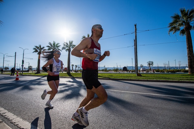 Maratonİzmir tarihe geçti