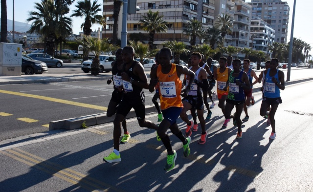 Maratonİzmir tarihe geçti