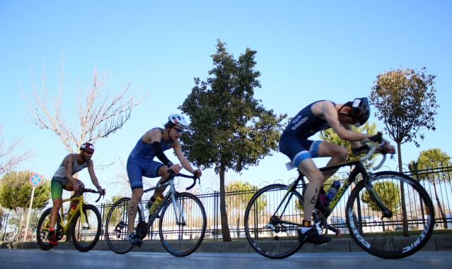 Duatlon İzmir Türkiye Şampiyonası başladı