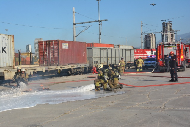 İzmir’de afet tatbikatı