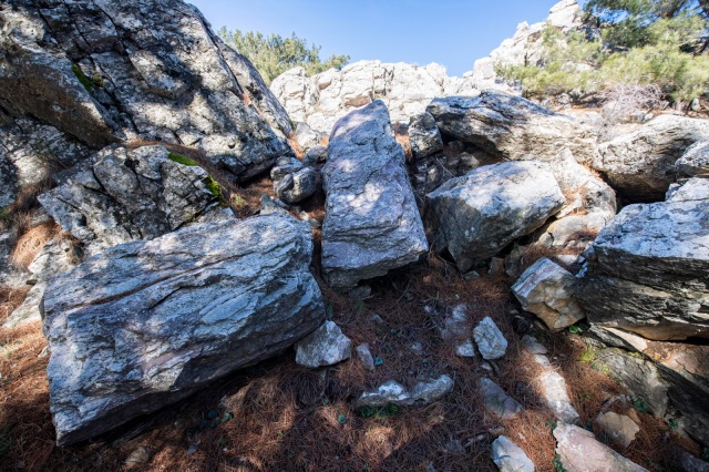 İzmir’de antik taş ocağı bulundu