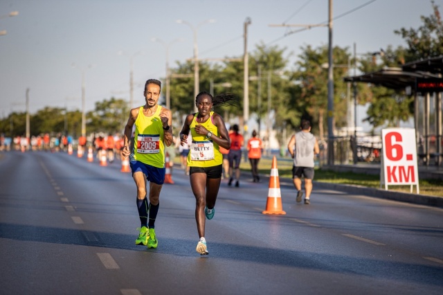 İzmir Yarı Maratonu