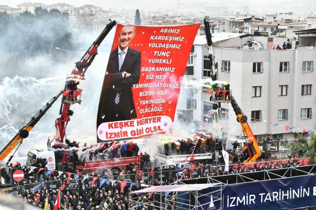 İzmir tarihinin en büyük yatırımının temeli atıldı