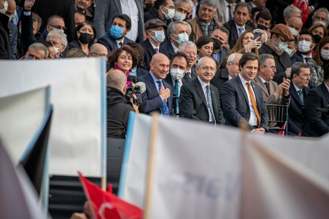 İzmir tarihinin en büyük yatırımının temeli atıldı