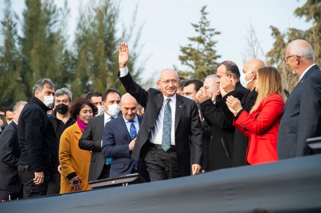 İzmir tarihinin en büyük yatırımının temeli atıldı