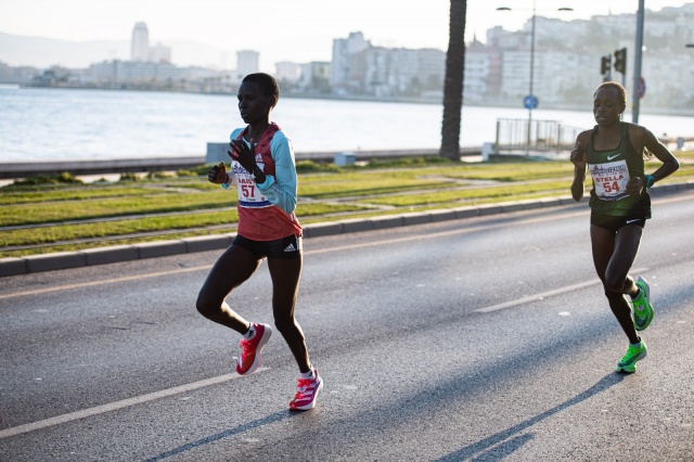 Maratonİzmir tarihe geçti