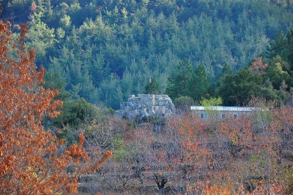 Spil Dağı'ndan sonbahar manzaraları