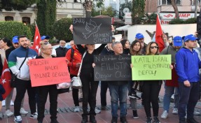 Aliağa'da İsrail protestosu