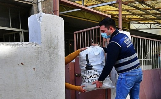 Büyükşehir'den yaklaşan kış öncesi yakacak desteği