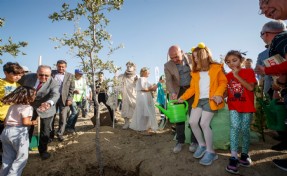 Cumhuriyetin 100’üncü yılında İzmir’e ESHOT Ormanı