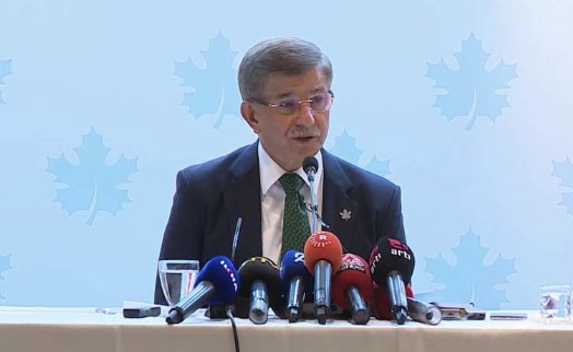 Davutoğlu: Erdoğan'ın şu anki haline ben ağlıyorum