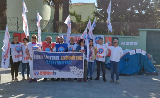 Eğitim-İş İzmir Şubeleri'nden 'çadırlı' protesto