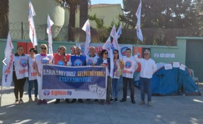 Eğitim-İş İzmir Şubeleri'nden 'çadırlı' protesto