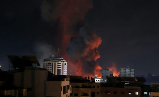 İsrail, Gazze'yi denizden de vuruyor: 704 kişi hayatını kaybetti