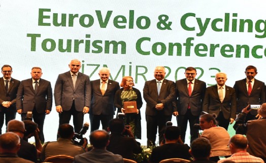 İzmir, 2023 EuroVelo'ya seçilen ilk kent oldu